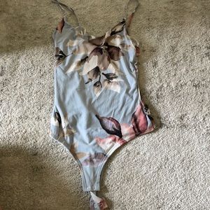 Flower pattern body suit